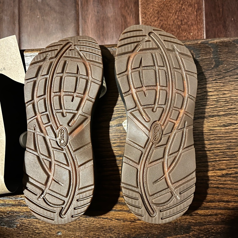 Chaco size 6 Zcloud 2 Sandals in Gray and Cream - Picture 5 of 7